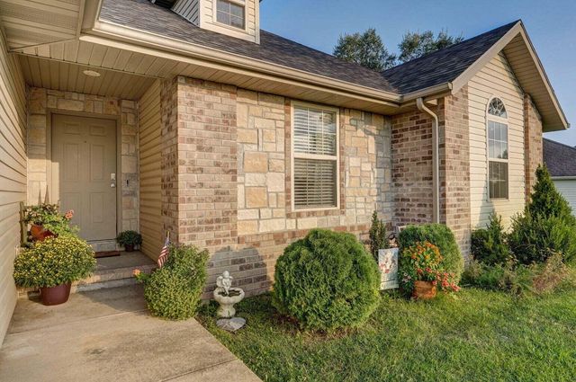 1908 S Oriole Court, Ozark, MO 65721