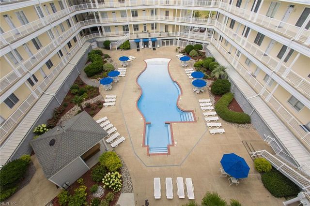 204 Sandbridge Rd Unit 402, Virginia Beach, VA 23456