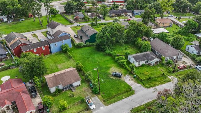 6838 Orville, Houston, TX 77028