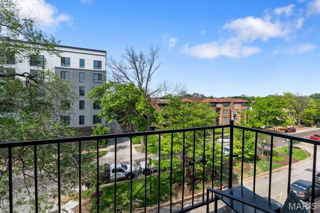 5630 Pershing Avenue 40, St Louis, MO 63112
