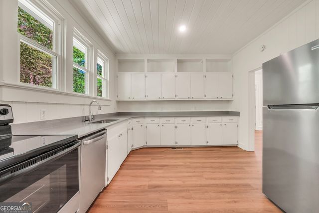 1476 S Highway 42, Forsyth, GA 31029