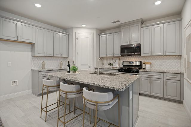 3636 Fuchsia Drive, Carrollton, TX 75007