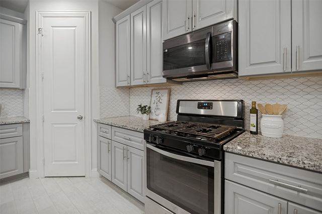 3636 Fuchsia Drive, Carrollton, TX 75007