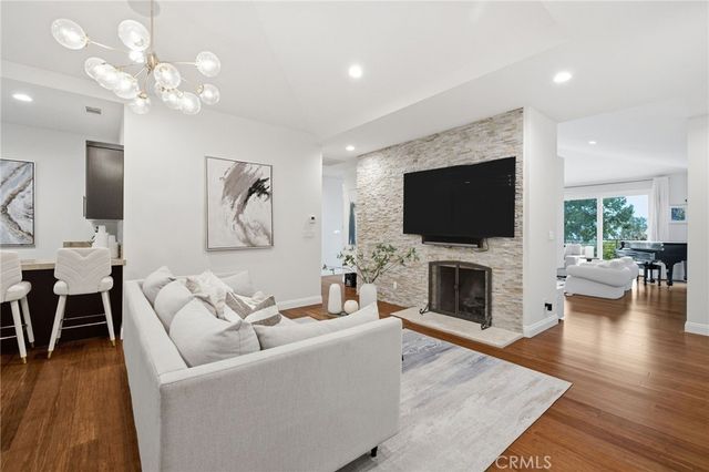 900 Via Nogales, Palos Verdes Estates, CA 90274