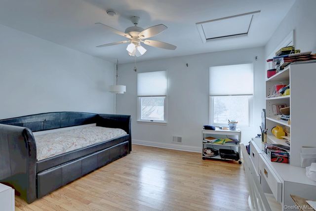 44 Washington Circle, New City, NY 10956