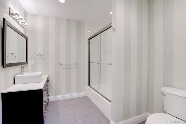 44 Washington Circle, New City, NY 10956