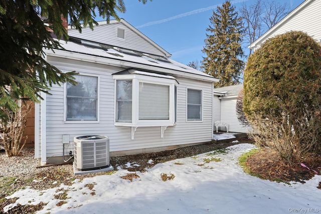 44 Washington Circle, New City, NY 10956