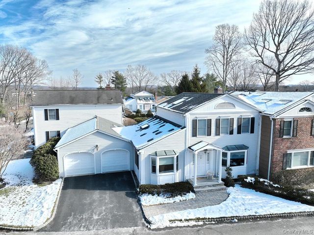 44 Washington Circle, New City, NY 10956