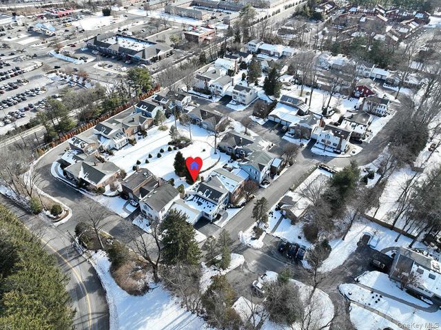 44 Washington Circle, New City, NY 10956