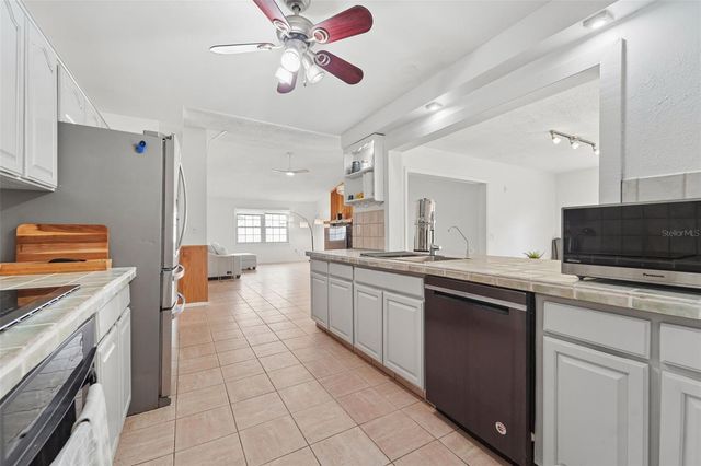 2007 GOLF VIEW DRIVE, Dunedin, FL 34698