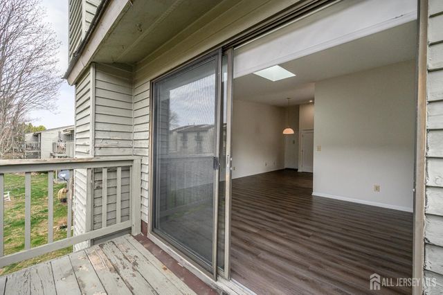 1002 Spruce Hills Drive, Glen Gardner, NJ 08826