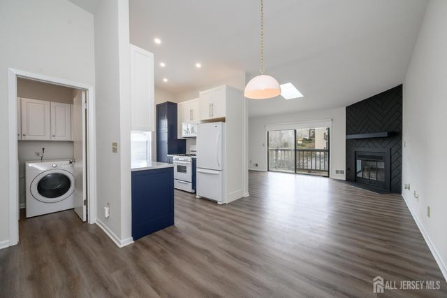 1002 Spruce Hills Drive, Glen Gardner, NJ 08826