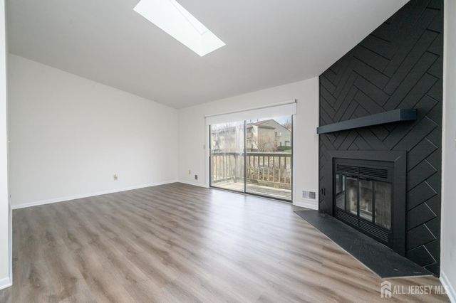 1002 Spruce Hills Drive, Glen Gardner, NJ 08826