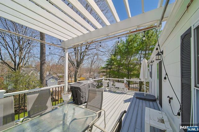 412 Eric Lane, Northvale, NJ 07647