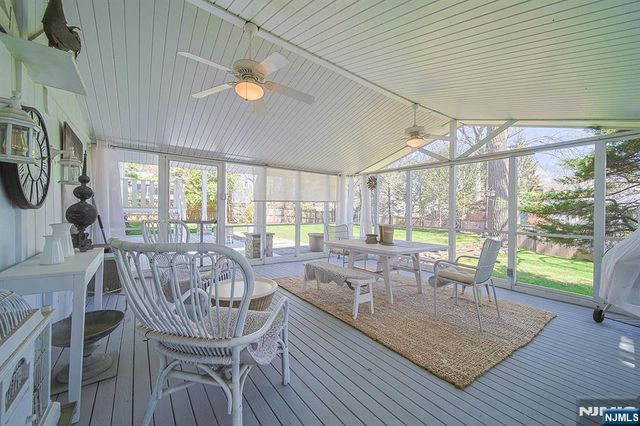 412 Eric Lane, Northvale, NJ 07647