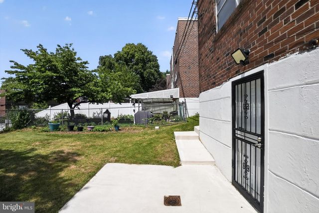 8906 SYLVIA LN, Philadelphia, PA 19115