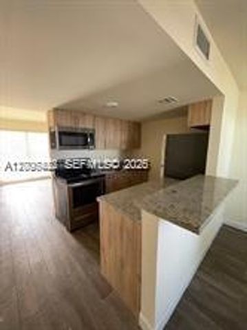 1680 NW 4th Ave 8B, Miami, FL 33136