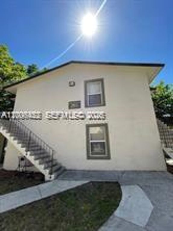 1680 NW 4th Ave 8B, Miami, FL 33136