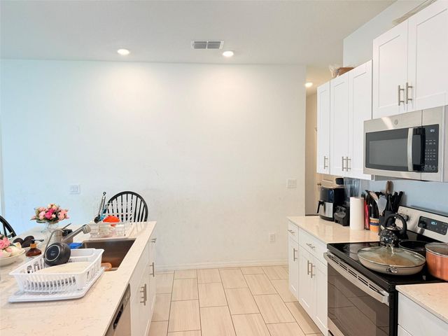 11244 LINDEN DEPOT ROAD, San Antonio, FL 33576