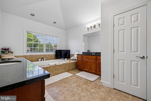 25106 HIGHLAND MANOR CT, Laytonsville, MD 20882