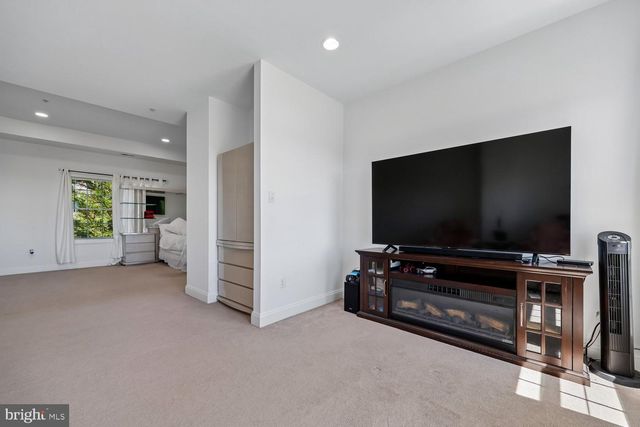 25106 HIGHLAND MANOR CT, Laytonsville, MD 20882