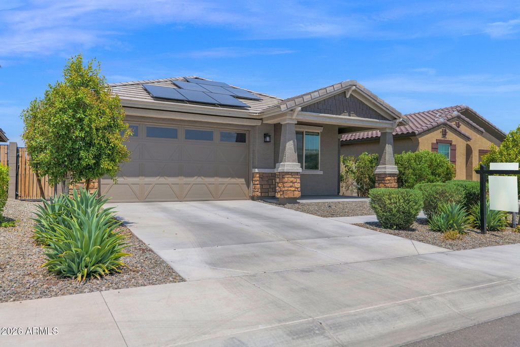 19134 W SOLANO Drive, Litchfield Park, AZ 85340 — photo 2