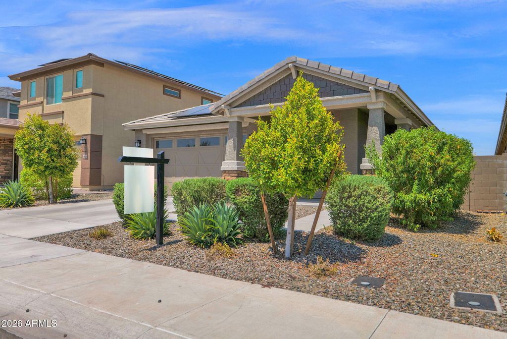 19134 W SOLANO Drive, Litchfield Park, AZ 85340 — photo 3