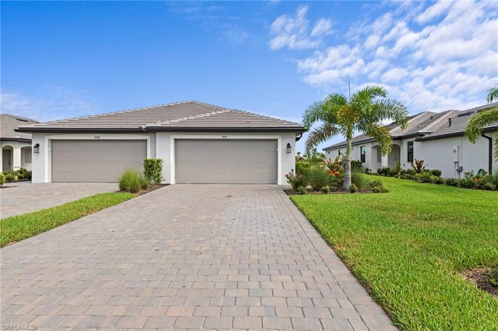 19512 Hinkley DR, ESTERO, FL 33928 — photo 2
