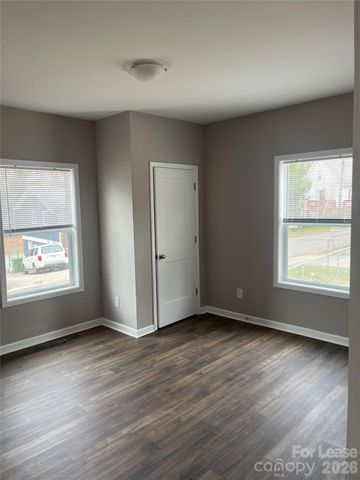 205 Wood Street, Mount Holly, NC 28120