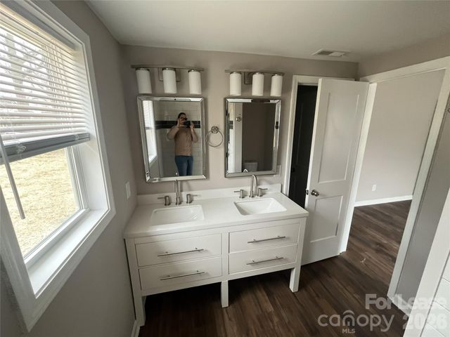 205 Wood Street, Mount Holly, NC 28120