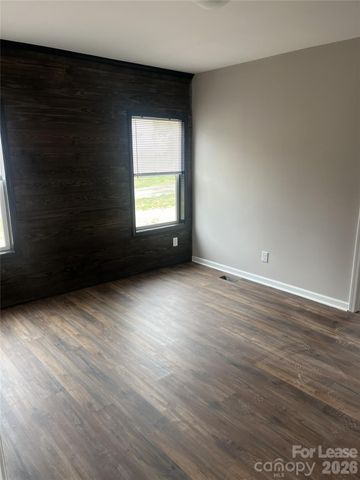 205 Wood Street, Mount Holly, NC 28120