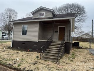 205 Wood Street, Mount Holly, NC 28120