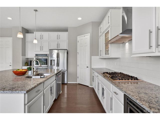 2305 Purple Finch Ct, Castle Rock, CO 80109