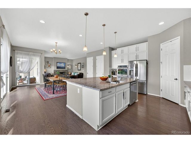 2305 Purple Finch Ct, Castle Rock, CO 80109
