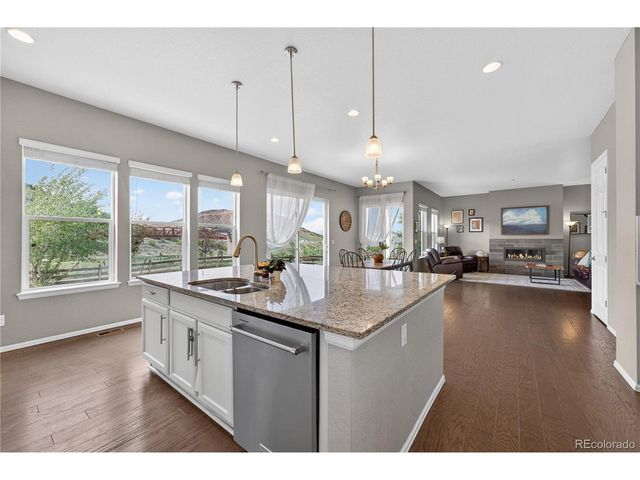 2305 Purple Finch Ct, Castle Rock, CO 80109