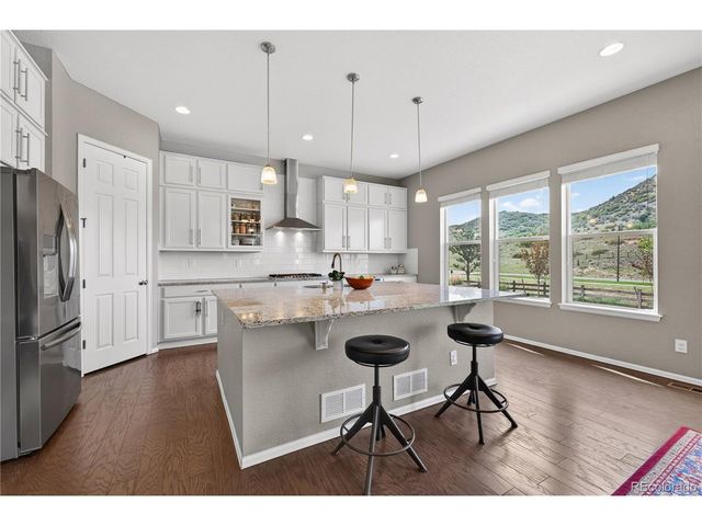 2305 Purple Finch Ct, Castle Rock, CO 80109