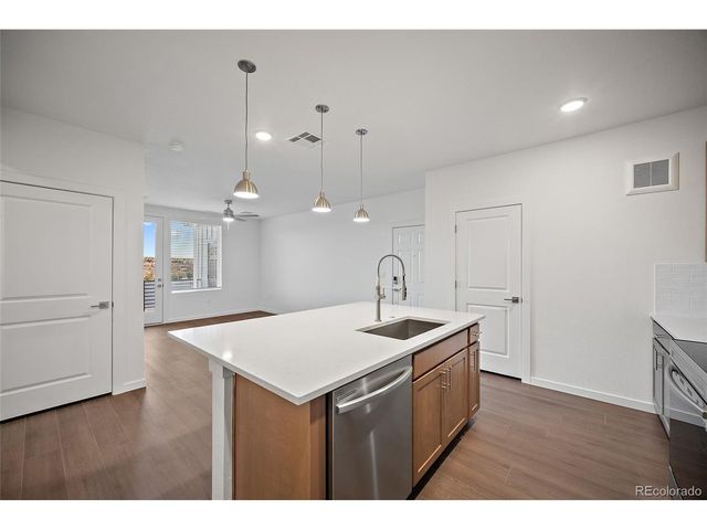 2232 Arikaree Hts 303, Colorado Springs, CO 80908