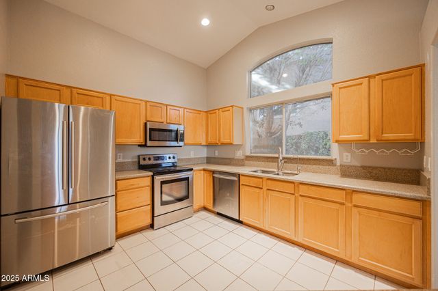 4284 E HARWELL Court, Gilbert, AZ 85234