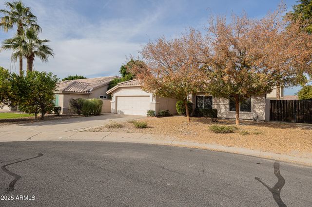 4284 E HARWELL Court, Gilbert, AZ 85234