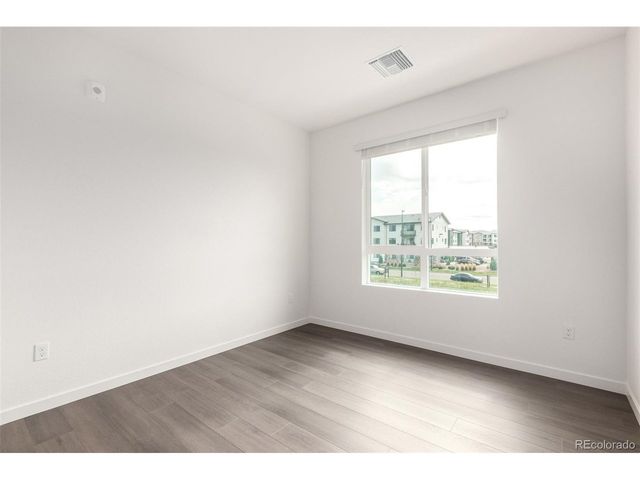 6153 N Ceylon St 4-308, Denver, CO 80249