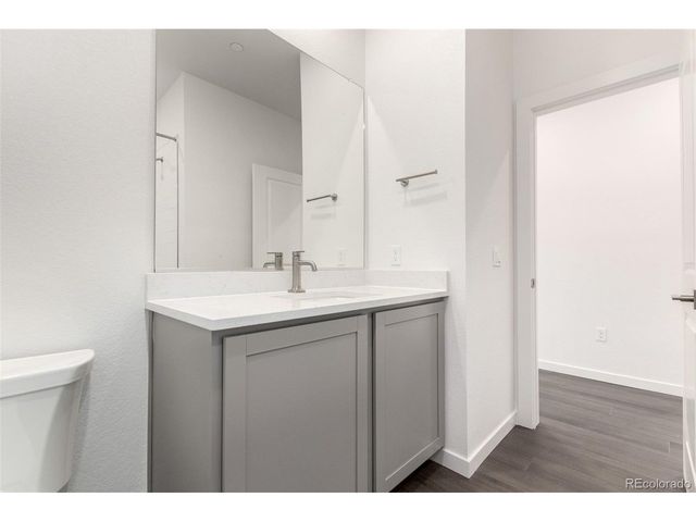 6153 N Ceylon St 4-308, Denver, CO 80249