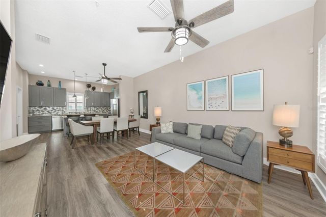 946 HIGHLAND AVENUE 45, Dunedin, FL 34698