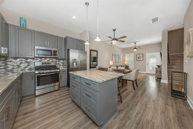 946 HIGHLAND AVENUE 45, Dunedin, FL 34698