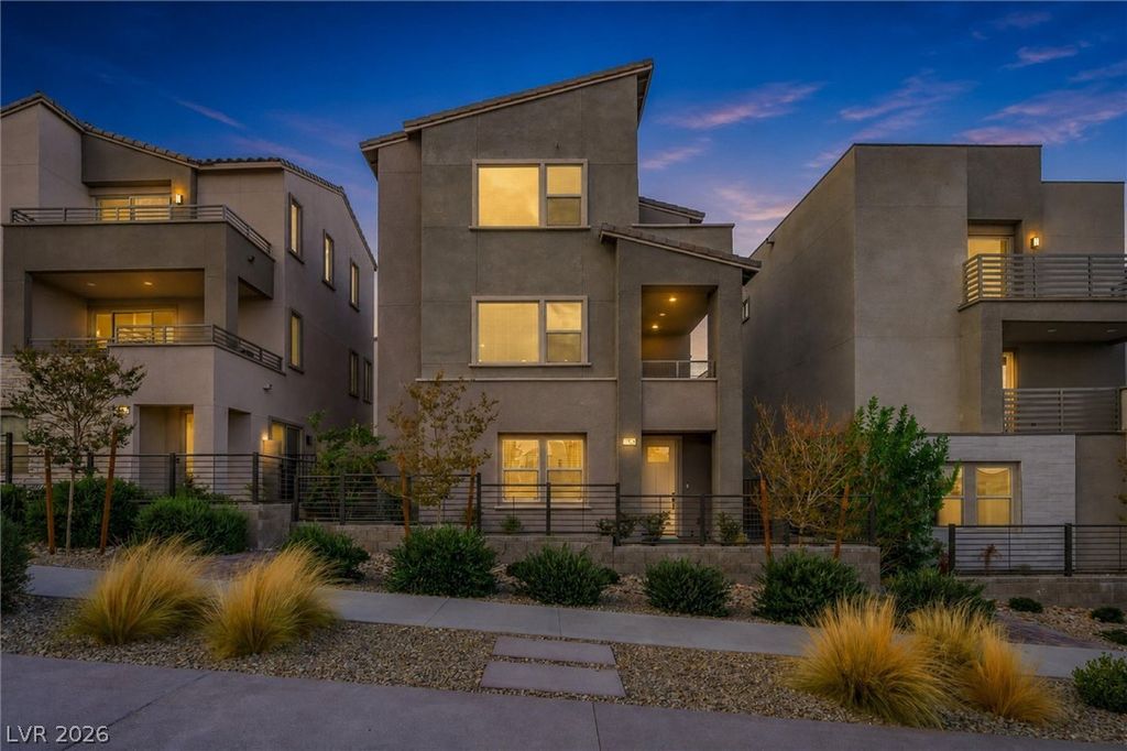 11536 Fleet Wing Avenue, Las Vegas, NV 89138 — photo 2
