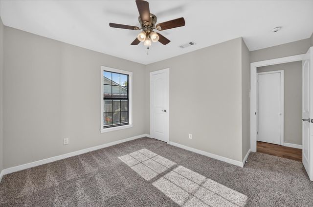 2520 Vera Cruz Street, Fort Worth, TX 76106