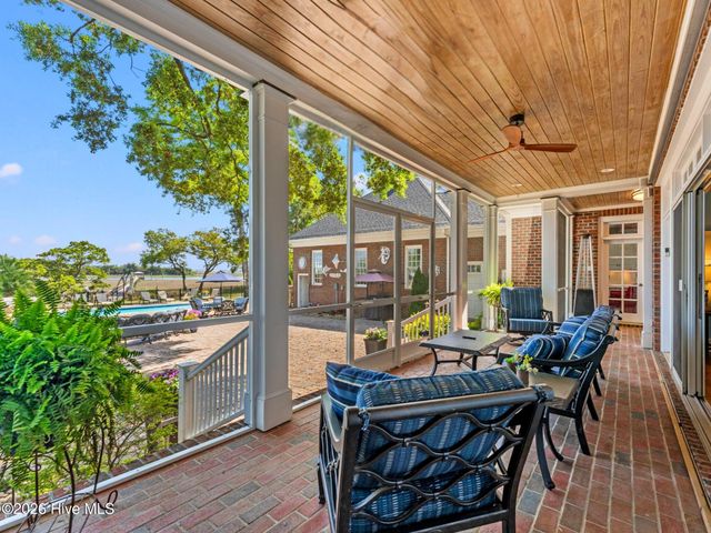 404 Shoreline Drive E, Sunset Beach, NC 28468