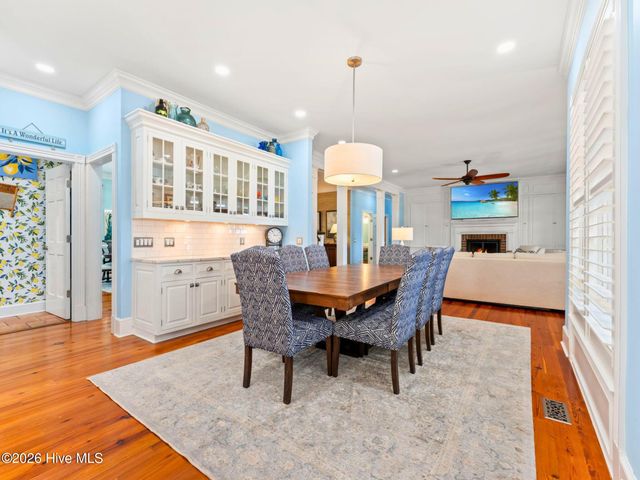 404 Shoreline Drive E, Sunset Beach, NC 28468