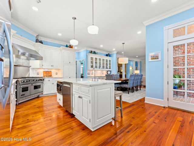 404 Shoreline Drive E, Sunset Beach, NC 28468