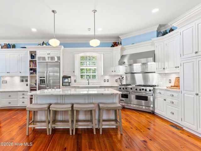 404 Shoreline Drive E, Sunset Beach, NC 28468