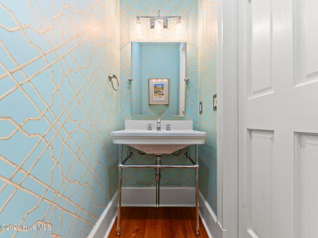 404 Shoreline Drive E, Sunset Beach, NC 28468